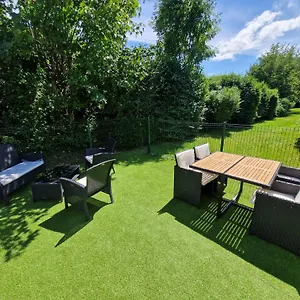 Appartement Atypique & Parking Gratuit, Gex